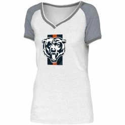 Budget 🧨 Women's New Era White/Gray Chicago Bears Training Camp Raglan V-Neck T-Shirt 👏 -women‘s clothing store unnamed file 1274