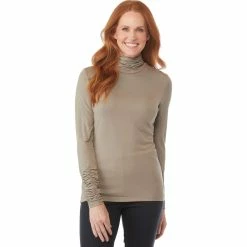 Cheap 🛒 Passports Rouched Turtleneck Tee 🤩